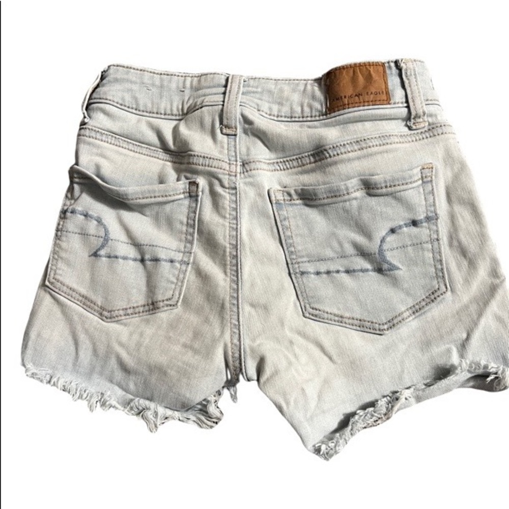 American Eagle 00 denim shorts with frayed edges, very good condition